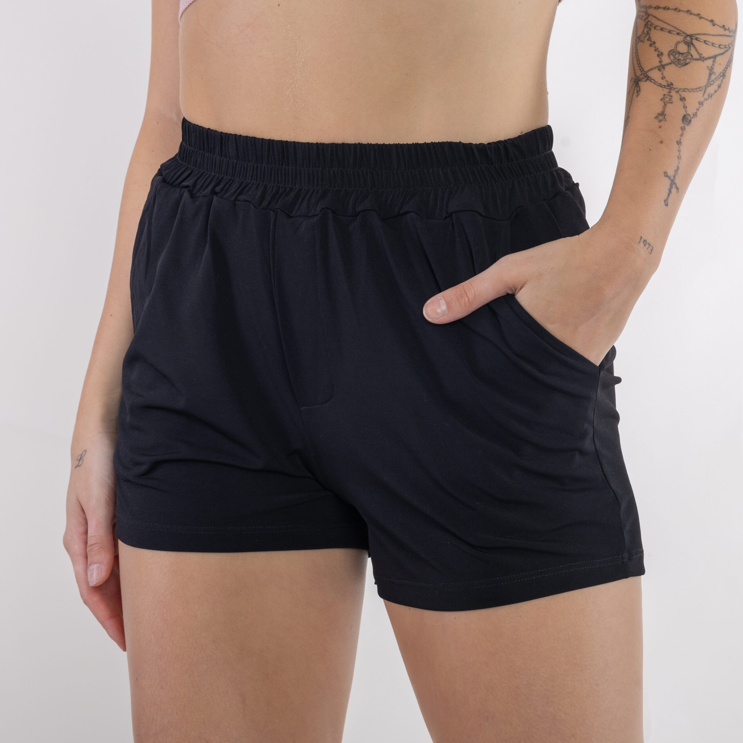 Short Hilda