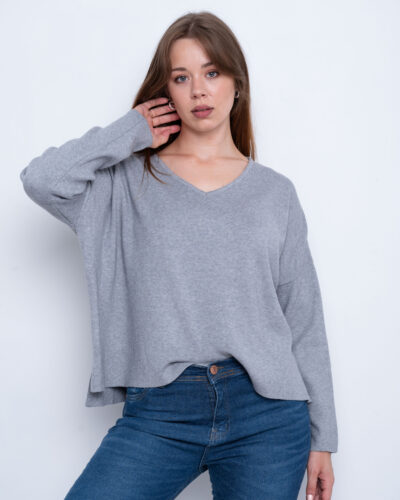 Sweater Lily