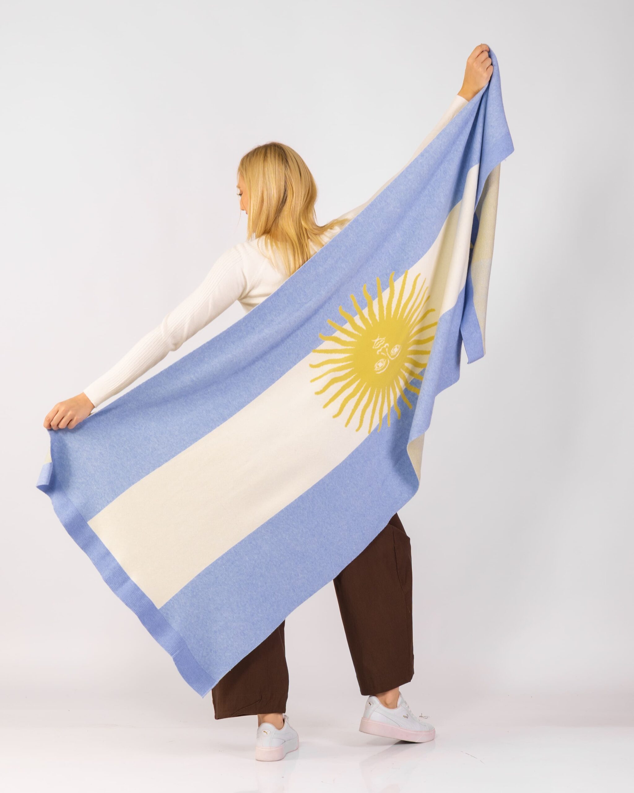 Bandera - Image 3